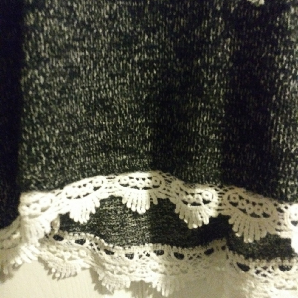 Top - Picture 3 of 3